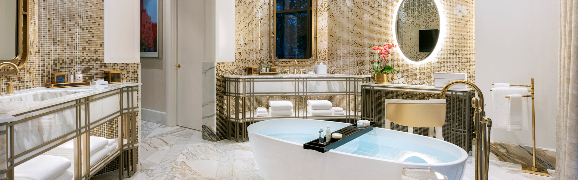 Four Bedroom Chairman Bathroom