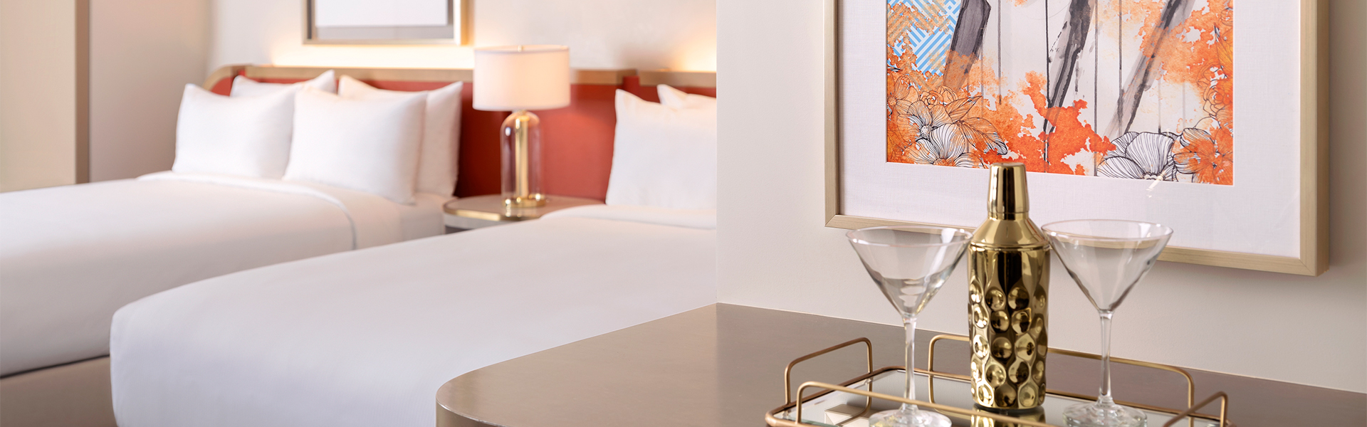 Bedroom twin beds